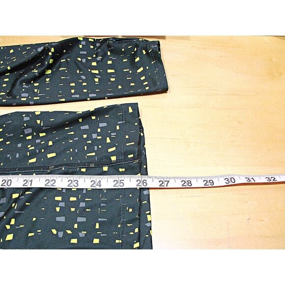 Under Armour Womens Fitted Cold Gear 1/2 Zip Pullover Blk Gray Yellow M/L Thumb - Picture 11 of 12